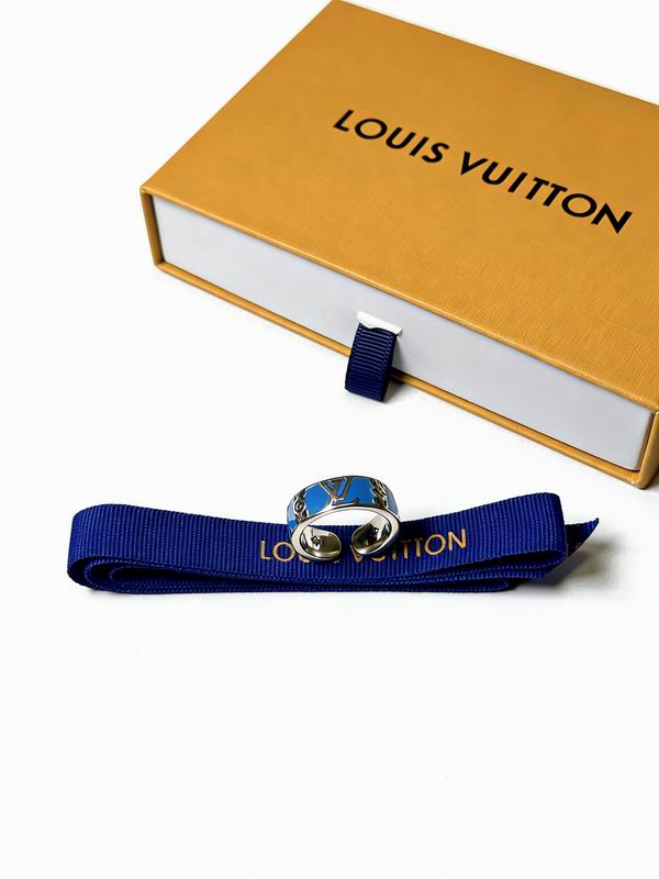 LV ring 01yxx27